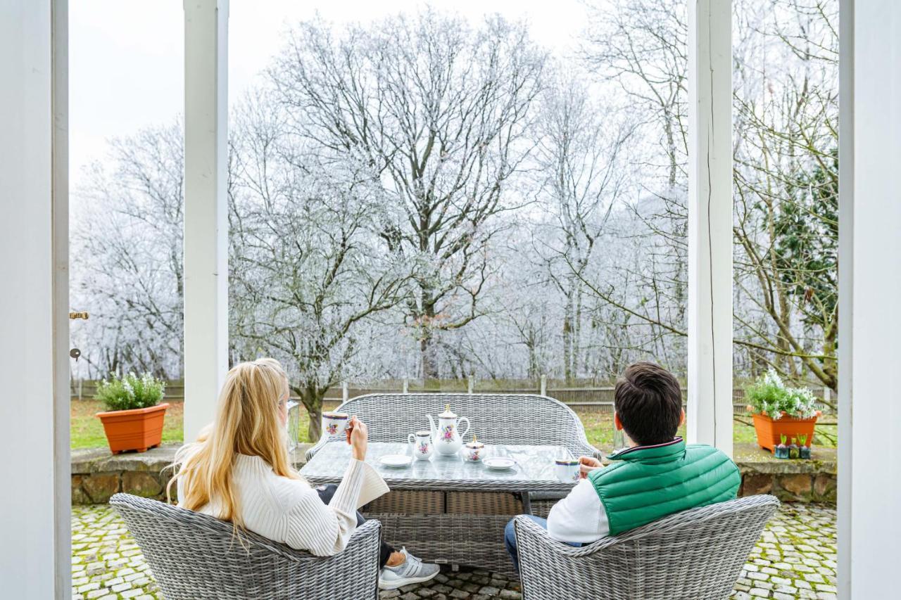 Villa Lovecky Zamecek Pod Milesovkou *
